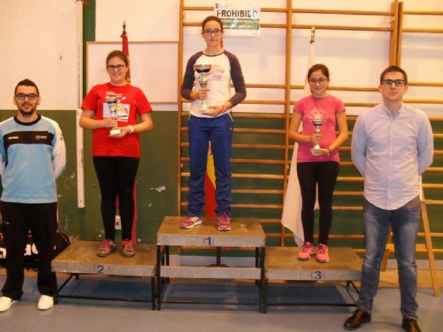 Un total de 120 escolares participaron en la Fase Local de Bádminton de Deporte Escolar, organizada por la Concejalía de Deportes, en la Sala Escolar, Foto 6