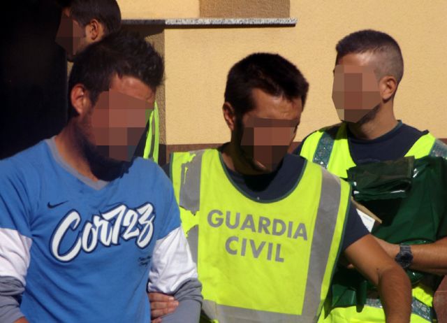 La Guardia Civil desmantela una organización criminal dedicada al robo en viviendas. - 1, Foto 1