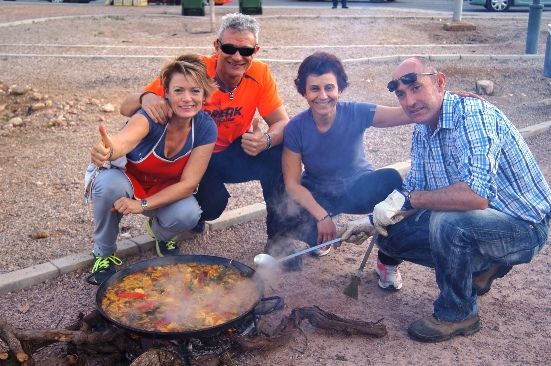 Más de 200 personas participan en el Concurso de Paellas y Migas. Fiestas patronales de Santa Eulalia´2015 - 2, Foto 2