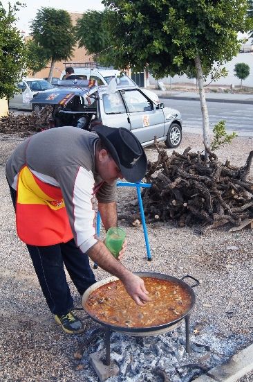 Más de 200 personas participan en el Concurso de Paellas y Migas. Fiestas patronales de Santa Eulalia´2015 - 5, Foto 5