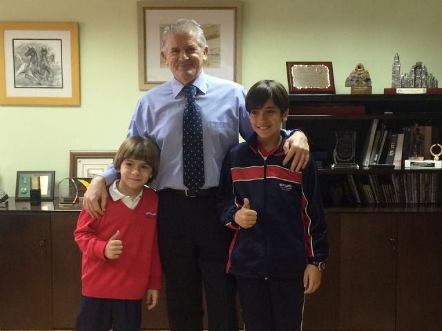 El director general de Deportes recibe a los hermanos Antonio y Alvaro Carpe - 1, Foto 1