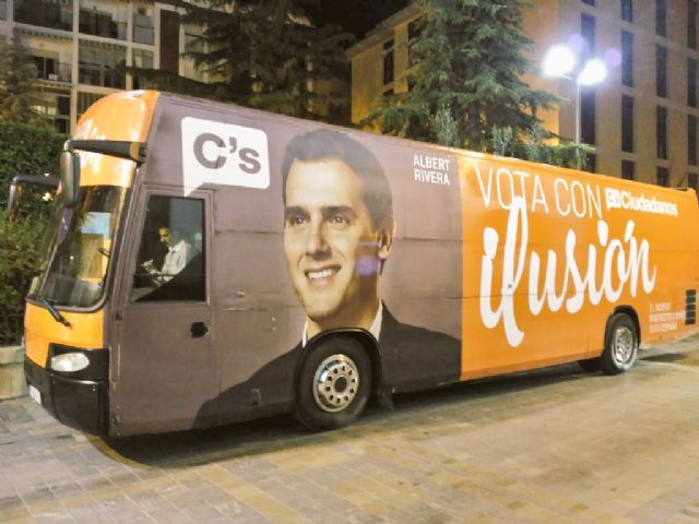 Ciudadanos muestra en Lorca su total apoyo a la candidatura del bordado lorquino como patrimonio de la humanidad - 5, Foto 5