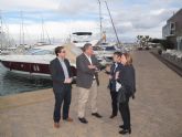 El consejero Francisco Bernab realiza una visita al Club Nutico Marina de las Salinas