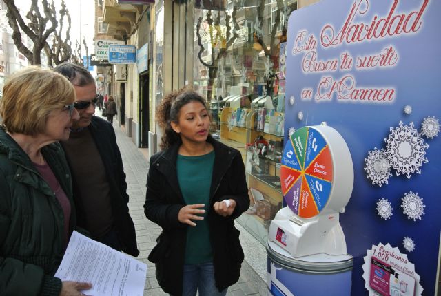 Los comerciantes de El Carmen celebran la Navidad regalando más de 1.100 premios entre sus clientes - 1, Foto 1