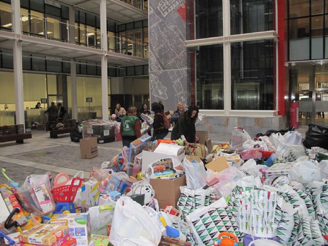 La Campaña de Navidad entrega más de 4.000 juguetes a entidades de acción social - 4, Foto 4