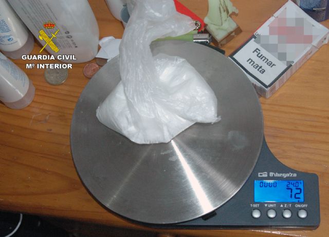 La Guardia Civil desmantela una organización criminal dedicada al tráfico de cocaína, en Murcia y Madrid - 2, Foto 2