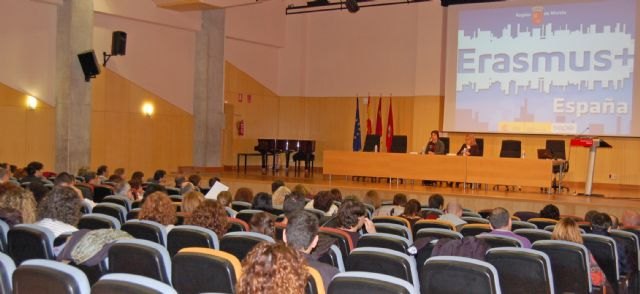 Sánchez-Mora subraya que con Erasmus+ seguiremos potenciando la internacionalización y el bilingüismo en la educación - 1, Foto 1