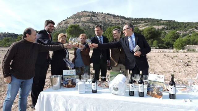 Las Rutas del Vino y el sector del Mueble aúnan esfuerzos para potenciar el atractivo turístico de Yecla - 1, Foto 1