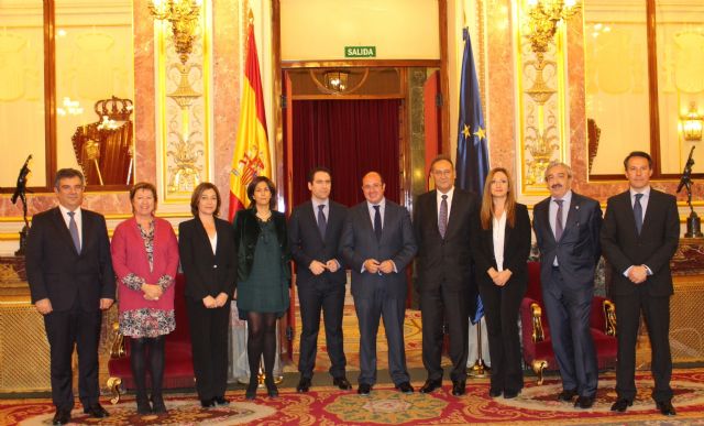 Pedro Antonio Sánchez pide a los nuevos diputados y senadores murcianos del PP activismo, compromiso e iniciativa para conseguir lo máximo para la Región - 2, Foto 2