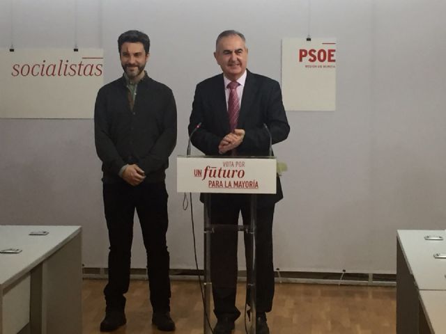 El PSOE apuesta por las ayudas directas a desempleados, mujeres, jóvenes y mayores para usar el transporte público - 1, Foto 1