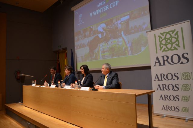 Cayetano Martínez de Irujo ha presentado en Murcia la Winter Cup Aros - 1, Foto 1