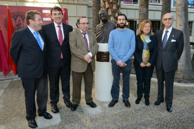 Homenaje de la Universidad de Murcia al rector Loustau y al benefactor Juan López-Ferrer - 1, Foto 1