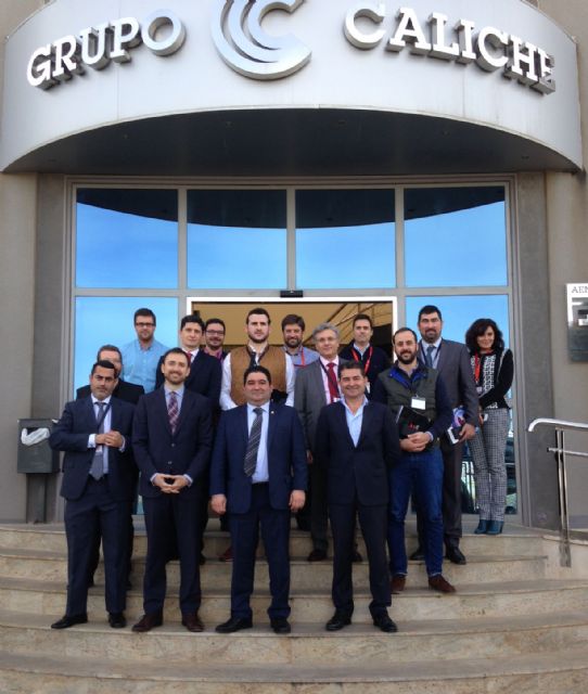 Jóvenes empresarios analizan con el consejero delegado de Grupo Caliche los pasos hacia la internacionalización - 1, Foto 1