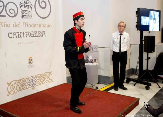 La exposición sobre el Gran Hotel llena a rebosar el Palacio Consistorial - 1, Foto 1