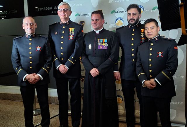 Un evento de altura: los Reales Tercios y autoridades internacionales en la Cena Policial 2024 en Asturia - 3, Foto 3