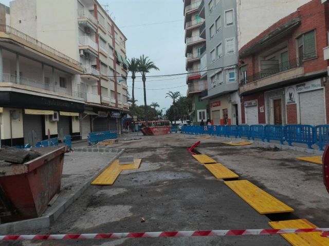 Ciudadanos recoge las quejas y reivindicaciones de vecinos y comerciantes de la plaza de abastos y de su entorno - 3, Foto 3