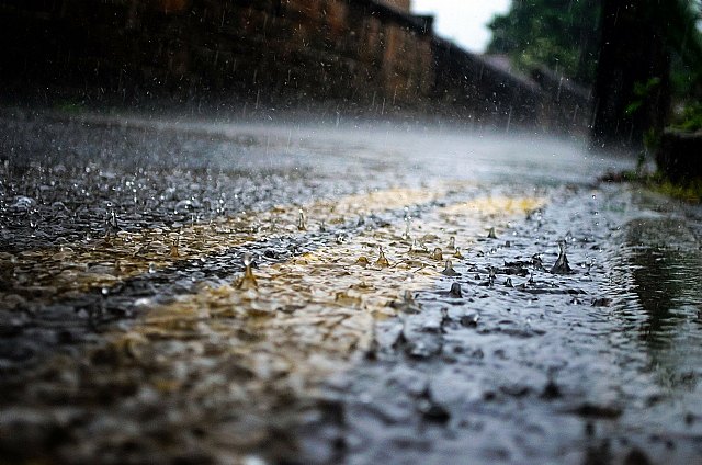 Profesionales que trabajan al aire libre requieren ropa impermeable de calidad, según Azules de Vergara - 1, Foto 1