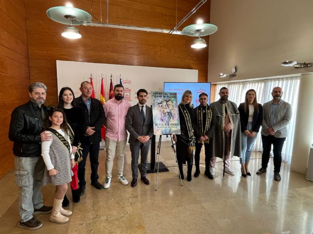 Llano de Brujas se prepara para su carnaval con actividades como conciertos, rutas de la tapa, un mercadillo artesanal y pasacalles - 1, Foto 1