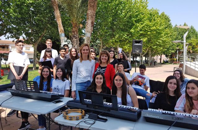 Los escolares torreños sacaron la música a la calle un año más - 2, Foto 2