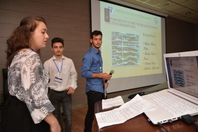 Investigadores de Bachillerato exponen en la UPCT sus tesis sobre el Efesé, los incendios forestales o la falta de sueño - 1, Foto 1