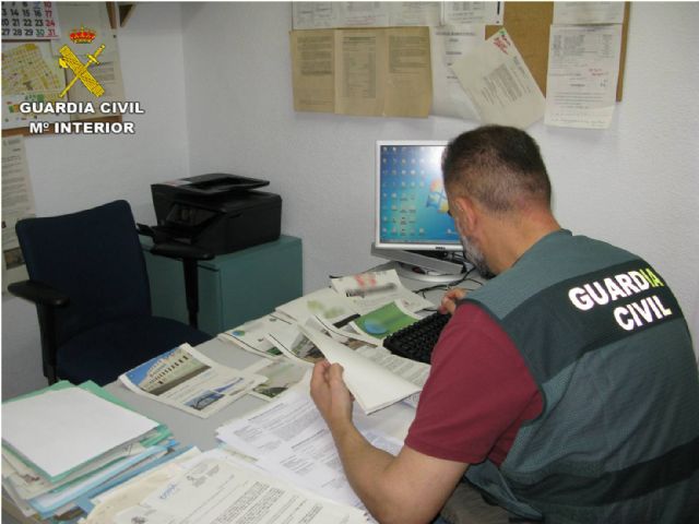 La Guardia Civil esclarece la estafa de más de 250.000 euros a empresarios de cuatro provincias españolas - 1, Foto 1