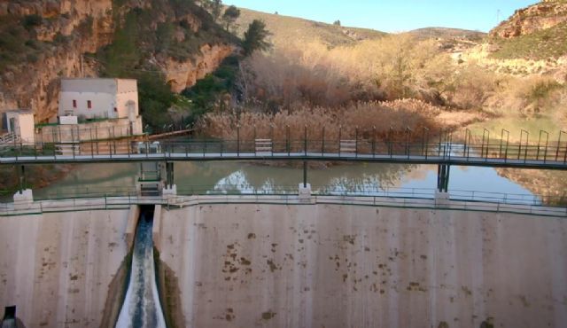 Iberdrola construye una nueva pasarela sobre la presa de La Mulata, en el cañón de Almadenes - 2, Foto 2