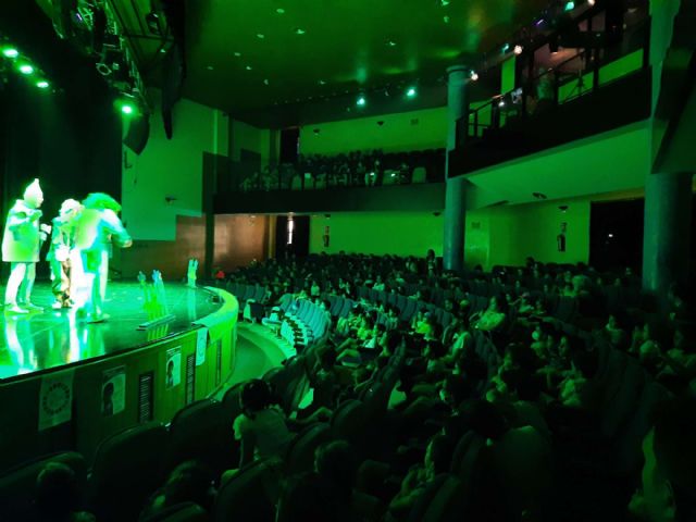 La solidaridad reune a 300 escolares en el teatro del centro cultural infanta elena de alcantarilla - 3, Foto 3