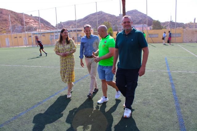 Comunidad Autónoma y Ayuntamiento avanzan en la reforma del campo de fútbol Alfonso Embarre con la financiación de la obra - 3, Foto 3