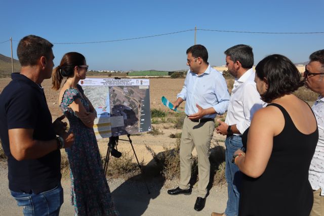 Las obras de mejora del camino rural El Sombrerico se retomarán la segunda quincena de septiembre - 1, Foto 1