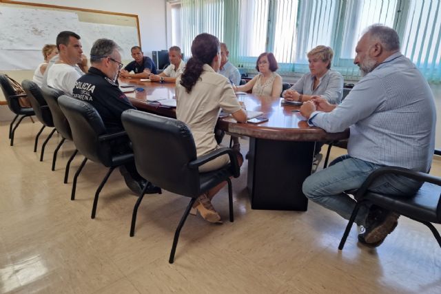 El Ayuntamiento y Hostecar renovarán la ordenanza para mejorar las terrazas de bares en Cartagena - 1, Foto 1