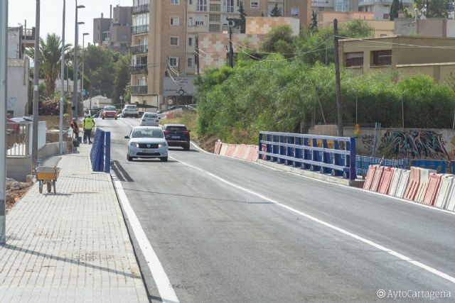 Abierto el puente sobre la rambla de la carretera de Canteras, que ya no sufrirá más cortes de tráfico - 1, Foto 1