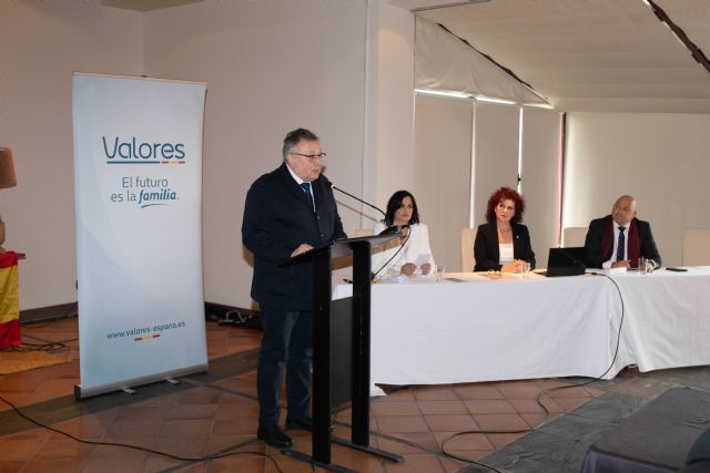 En defensa del profesorado de Religión Católica: Un colectivo marginado y precarizado - 1, Foto 1