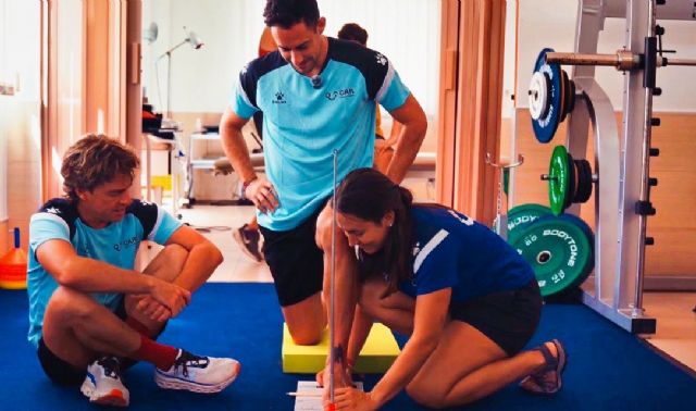 El CAR Región de Murcia impulsa la recuperación de Sergio López Barranco, que vuelve a entrenar en pista a los cuatro meses de su lesión El CAR Región de Murcia impulsa la recuperación de Sergio López Barranco, que vuelve a entrenar en pista a los cuatro meses de su lesión