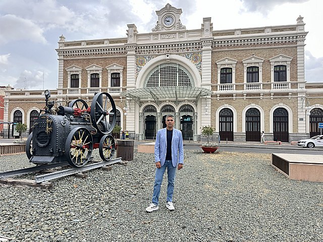 Giménez Gallo: 'Cuatro años sin tren tienen un coste que alguien debería calcular y explicar a Cartagena' Giménez Gallo: 'Cuatro años sin tren tienen un coste que alguien debería calcular y explicar a Cartagena'