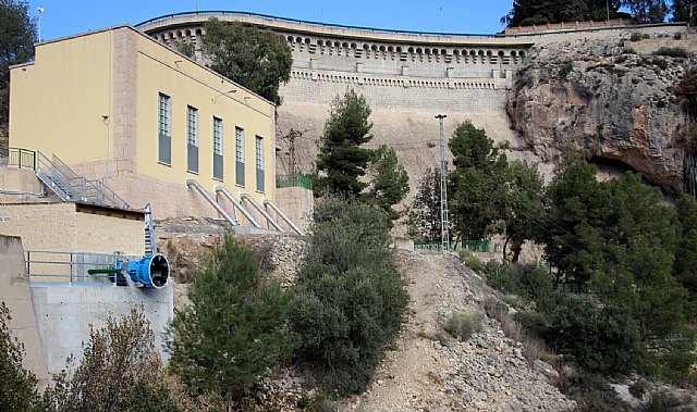 La CHS invierte 1,7 millones de euros en el mantenimiento, conservación y ayuda a la explotación de siete presas de titularidad estatal La CHS invierte 1,7 millones de euros en el mantenimiento, conservación y ayuda a la explotación de siete presas de titularidad estatal