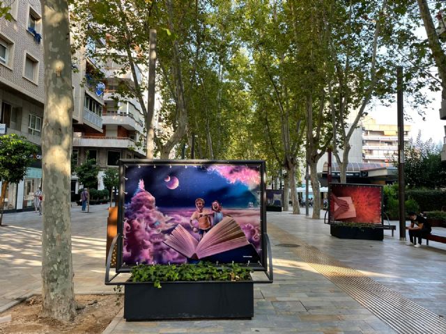 21 creadores exponen desde hoy junto la Feria del Libro de Murcia - 4, Foto 4