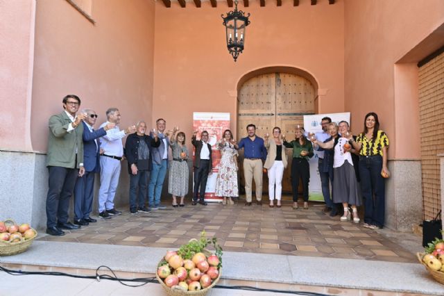 La chef Begoña Rodrigo inaugura la temporada de la Granada Mollar de Elche, la única del mundo con Denominación de Origen - 1, Foto 1