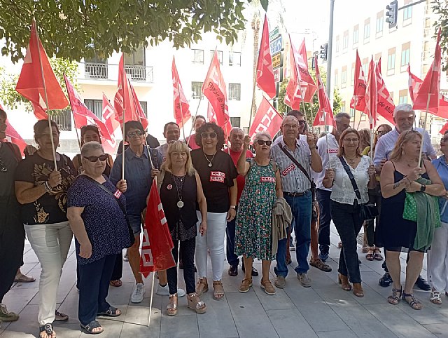 Manifiesto 1 de Octubre (UGT/CCOO) Día Internacional de las Personas Mayores - 1, Foto 1