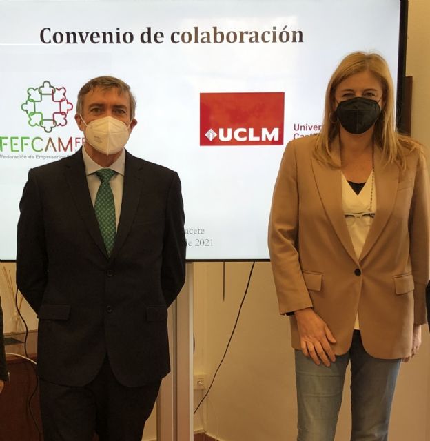 FEFCAM y la UCLM colaborarán para facilitar su primera experiencia laboral a estudiantes de Farmacia - 1, Foto 1