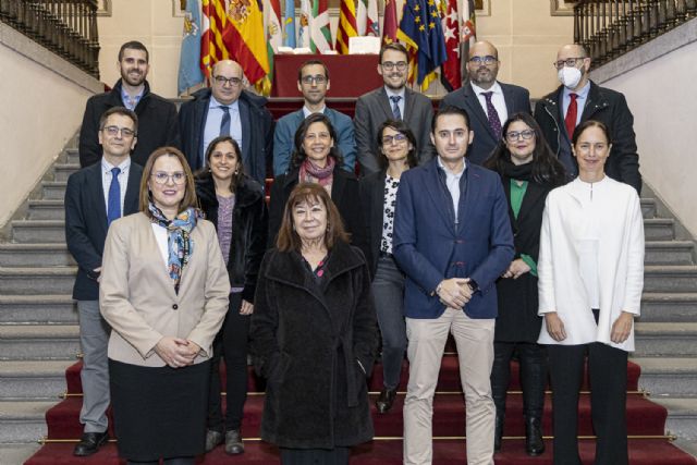 Isabel Franco asiste a la presentación del libro ´Escenarios de la participación ciñoudadana. Una visión multinivel´ - 1, Foto 1