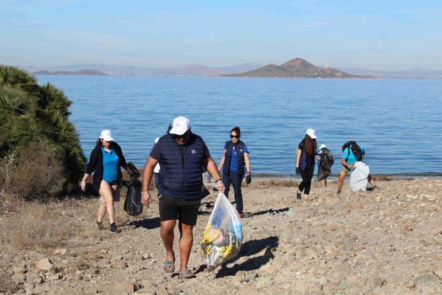 Hidrogea e Hippocampus unen esfuerzos para limpiar de basura la Isla del Ciervo del Mar Menor´ - 2, Foto 2