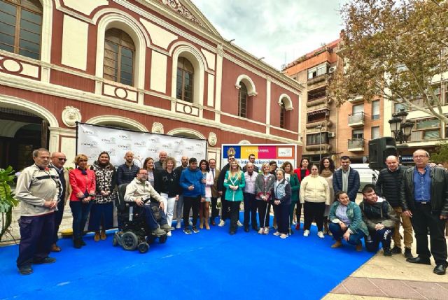 Cerca de un centenar de personas se suman a la jornada Lorca Capaz en conmemoración del Día Mundial de las Personas con Discapacidad - 2, Foto 2