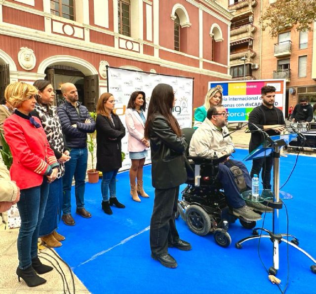 Cerca de un centenar de personas se suman a la jornada Lorca Capaz en conmemoración del Día Mundial de las Personas con Discapacidad - 3, Foto 3