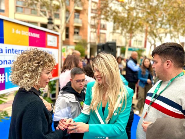 Cerca de un centenar de personas se suman a la jornada Lorca Capaz en conmemoración del Día Mundial de las Personas con Discapacidad - 4, Foto 4