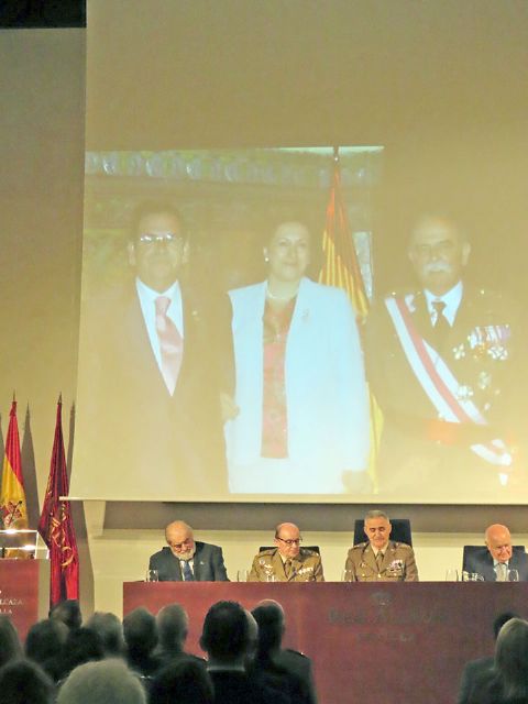 El centro explica que el premio tiene como finalidad reconocer y estimular públicamente a la persona, asociación, institución o entidad que promueva y fomente la difusión y conocimiento de la historia - 4, Foto 4