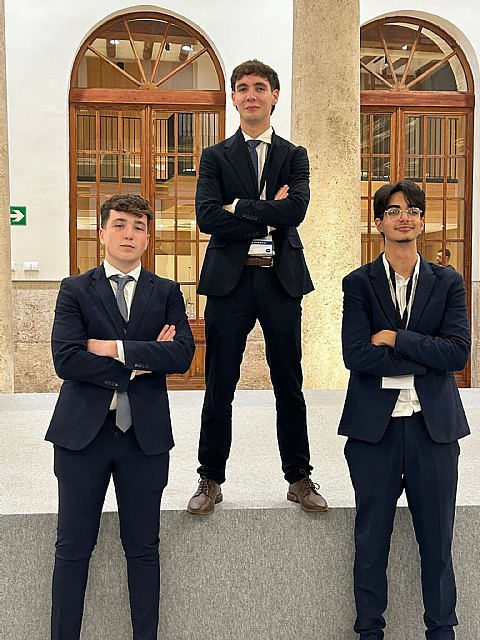 Aeternum Club de Debate brilla en el Torneo “Aclárate” celebrado en Valencia - 1, Foto 1