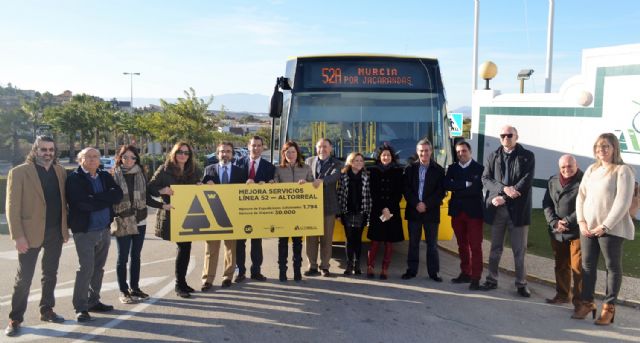 Autobuses Lat presenta las mejoras en el transporte público de autobús entre Altorreal y Murcia - 1, Foto 1