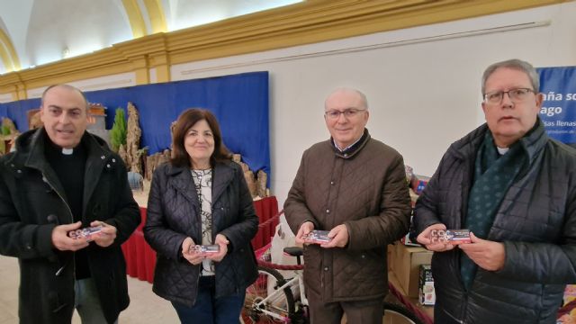 La UCAM ayuda a los Reyes Magos a llegar a 400 familias vulnerables - 1, Foto 1