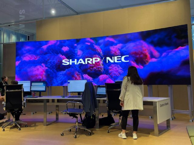 Sharp/nec exhibe sus novedades en proyectores y pantallas profesionales para salas de conferencias y educación en ise 2023 - 3, Foto 3