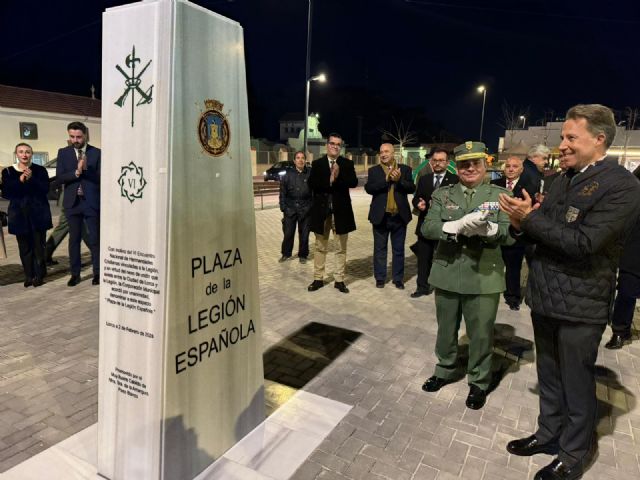 El alcalde de Lorca inaugura la 'Plaza de la Legión Española' dentro de los actos del VI Encuentro Nacional de Hermandades vinculadas a la Legión - 5, Foto 5